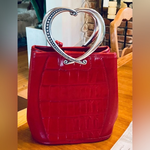 GORGEOUS BRIGHTON DEEP RED PETITE BUCKET PURSE/HAND BAG - Picture 6 of 8